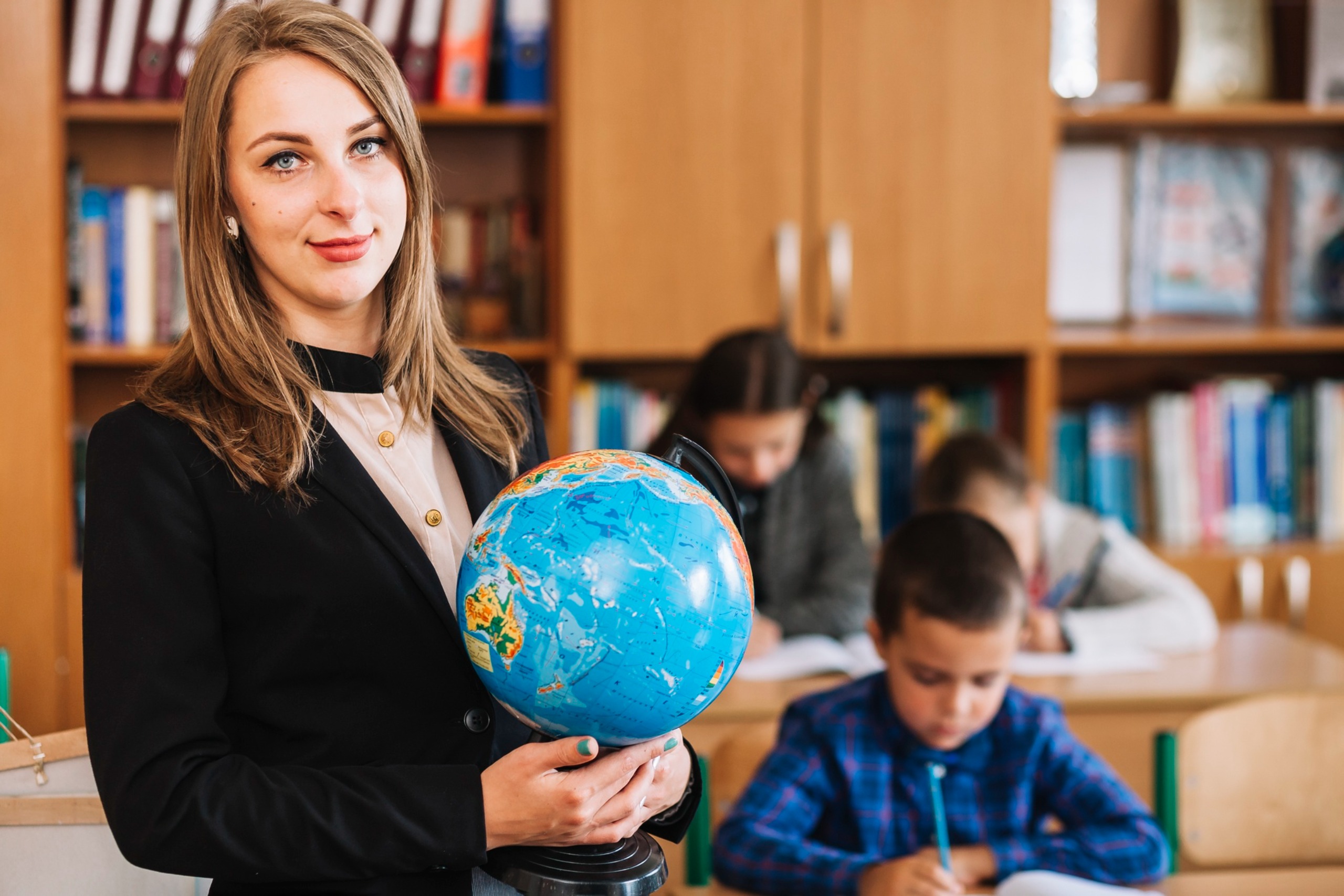 How the IGCSE Curriculum Prepares Students for Academic Challenges and Global Opportunities